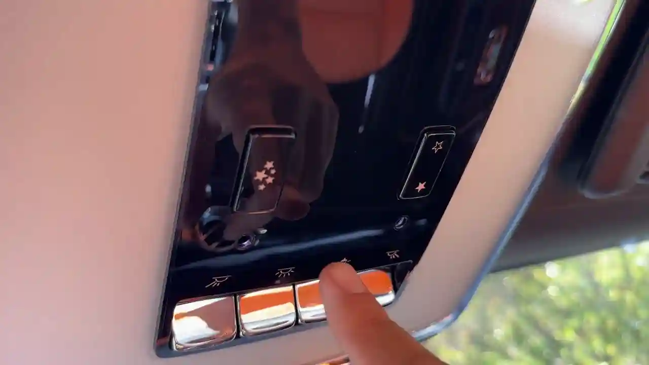 unveiling-the-rolls-royce-spectre-the-epitome-of-luxury-electric-cars