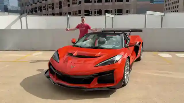 unleashing-power-introducing-the-zr1x-hypercar-by-vehicle-virgins