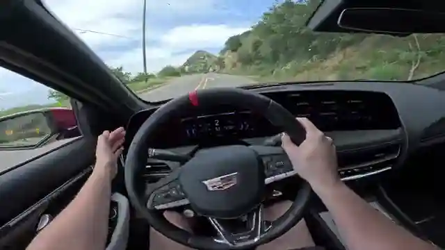 2025-ct5v-blackwing-luxury-v8-powerhouse-with-manual-transmission