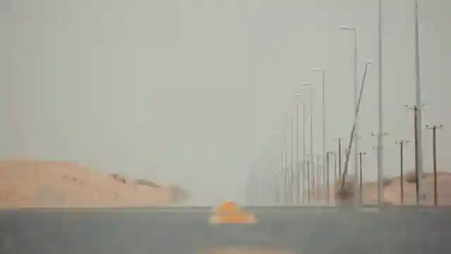 exploring-the-porsche-911-turbo-3-6-power-and-luxury-in-dubai