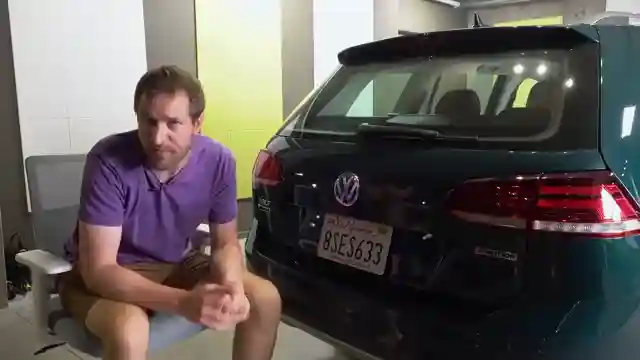 rare-2019-volkswagen-golf-alltrack-review-all-wheel-drive-manual-transmission
