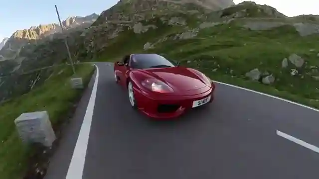 vintage-car-adventures-swiss-alps-drive-and-road-trip-inspiration