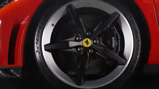 unveiling-the-ferrari-296-special-power-aerodynamics-and-heritage