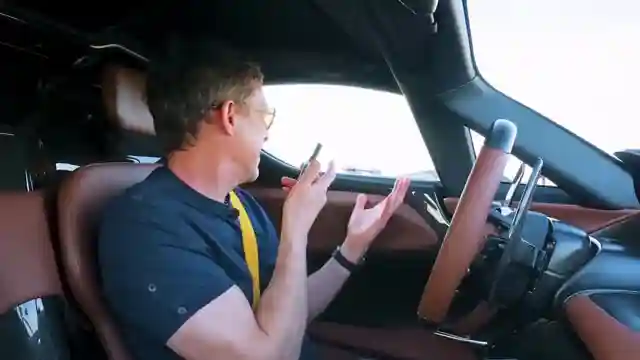 ferrari-sp3-vs-pagani-huayra-italian-supercar-showdown