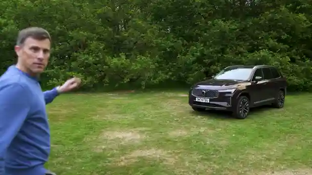exploring-the-revamped-volvo-xc90-design-tech-and-practicality