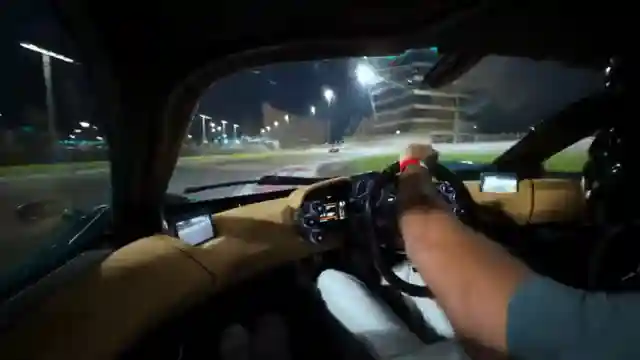 dubai-hypercar-culture-yas-marina-f1-circuit-thrills