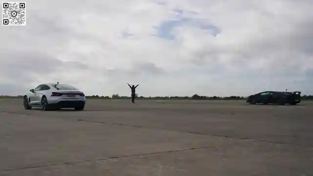 ford-f-150-raptor-vs-mercedes-mg-g63-epic-drag-race-showdown