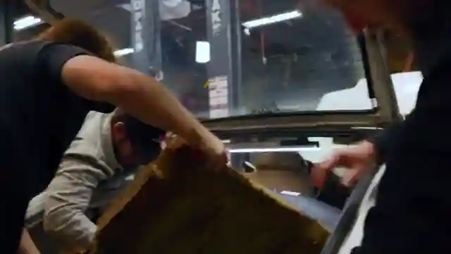 joes-nissan-z31300-zx-makeover-a-donut-transformation-story