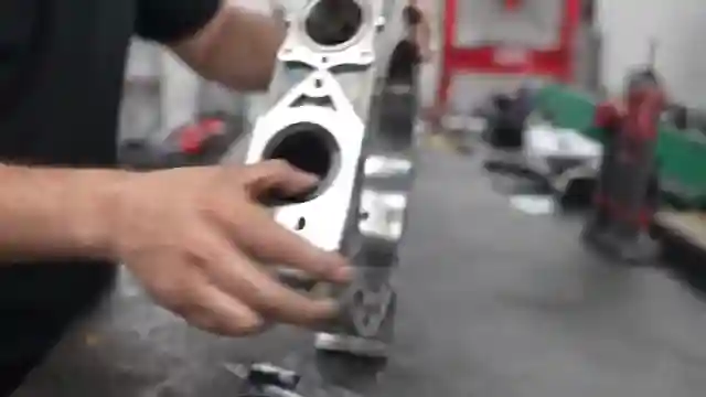 adam-lz-supra-engine-overhaul-addressing-compression-and-side-seal-issues