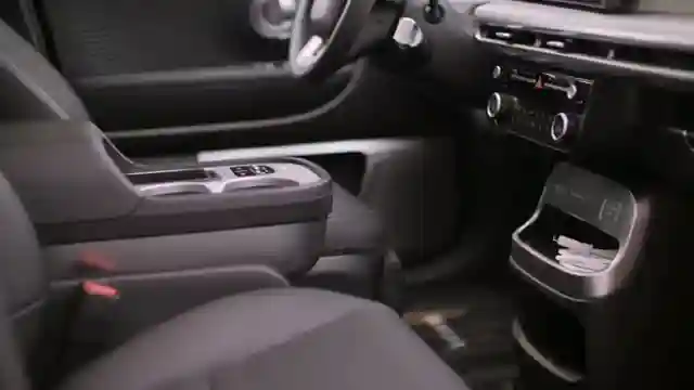 hyundai-ionic-9-review-luxury-three-row-electric-suv