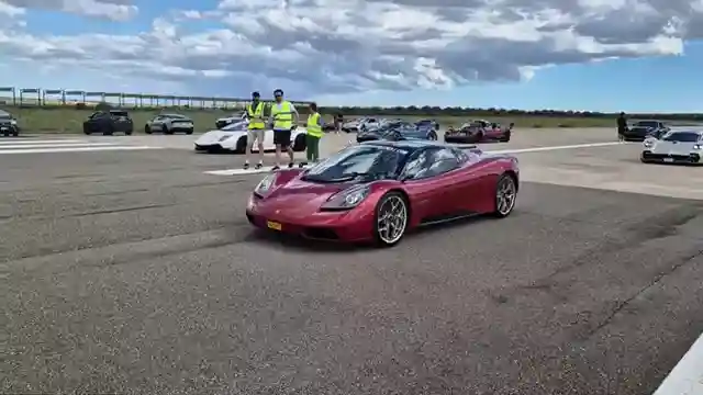 ultimate-hypercar-drag-races-supercar-owners-circle-event-highlights
