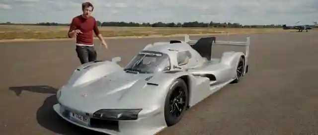 unveiling-the-porsche-963-rsp-a-tribute-to-the-917-legacy