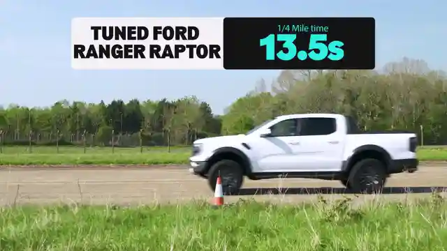 ford-f-150-raptor-vs-ranger-raptor-drag-race-showdown