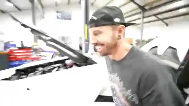 reviving-a-lamborghini-revoltto-overcoming-a-power-cut-off