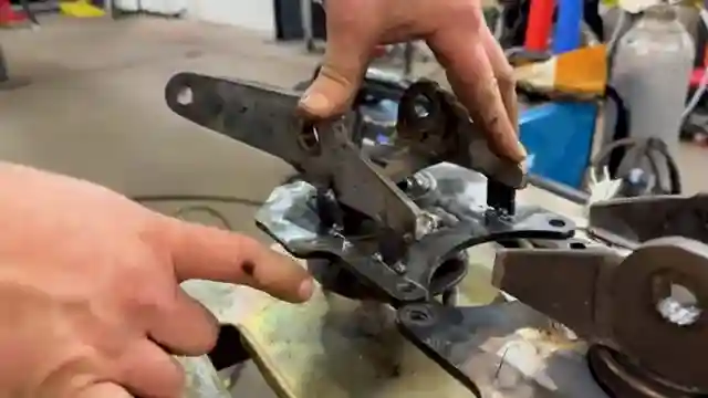 from-buggy-to-f1-rich-rebuilds-with-precision-and-performance
