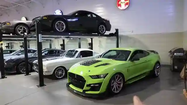 exploring-hagertys-iconic-american-car-collection-with-rich-fair-service