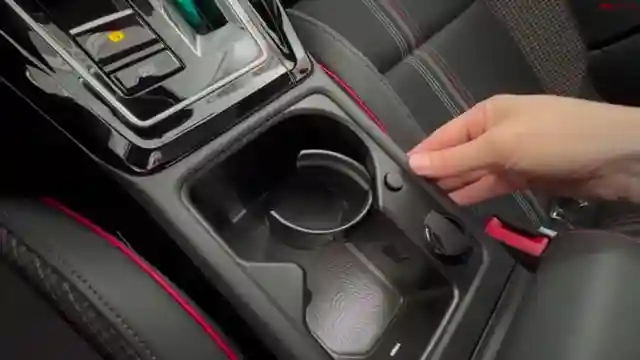 volkswagen-golf-gti-edition-50-review-design-power-exclusivity