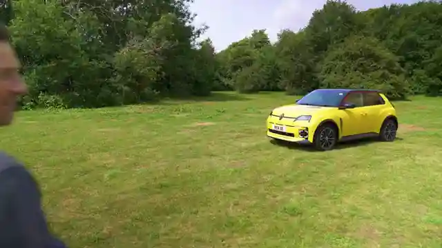 renault-5-revival-retro-charm-meets-modern-design