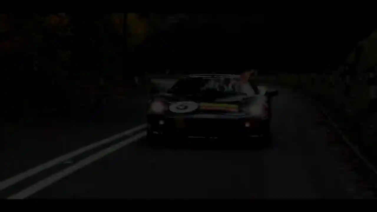 unveiling-the-legendary-jaguar-xj220-from-ostrich-shed-to-road-legal-icon