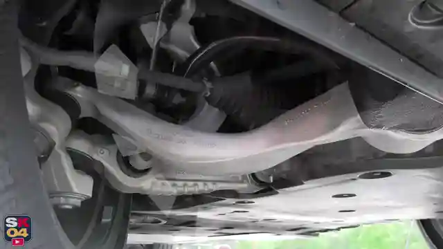 2025-range-rover-sport-plug-in-hybrid-review-luxury-power-and-performance