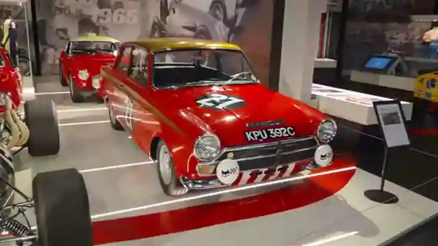 ferrari-dodichi-chillendry-unveiling-retro-v12-legacy-at-silverstone