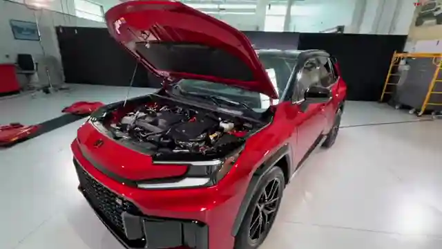 2026-toyota-rav-4-woodland-rugged-design-hybrid-power-off-road-adventure