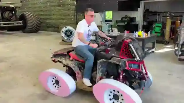 whistlindiesels-wheel-experiments-from-oval-to-triangle-wheels