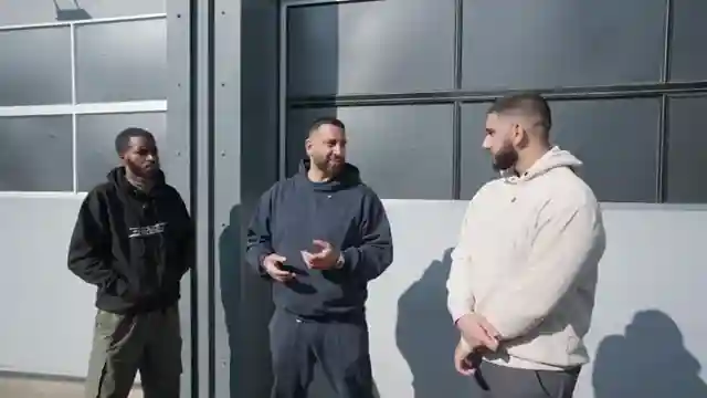 yiannimize-flips-ford-b-max-tiktok-shop-bundle-collaboration