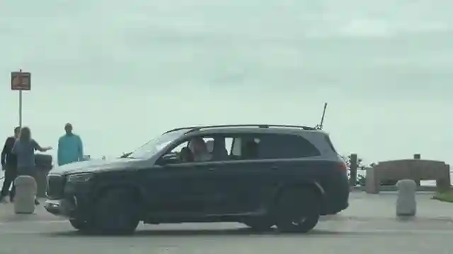 bouncing-maybach-fun-cars-and-bids-adventure-in-san-diego