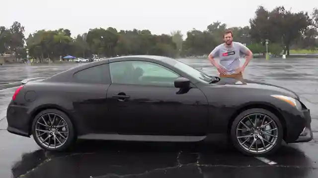 exploring-the-2011-infiniti-g37-ipl-features-performance-and-style