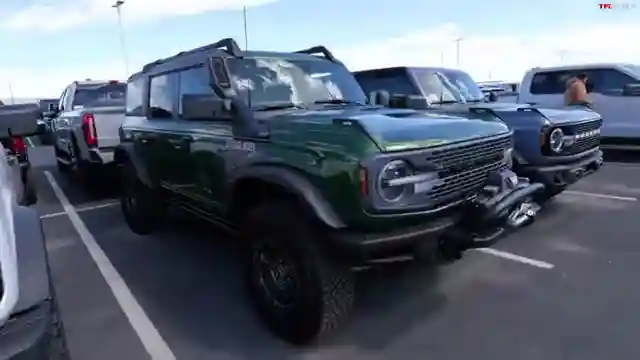 exploring-ford-bronco-trims-choosing-the-rare-everglades-model