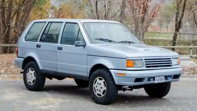 review-1971-damaso-panta-rare-classic-car-with-mid-mounted-ford-v8