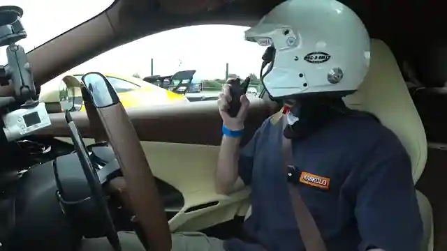 ferrari-dudichi-chillandry-vs-amg-gt-black-series-drag-race-showdown