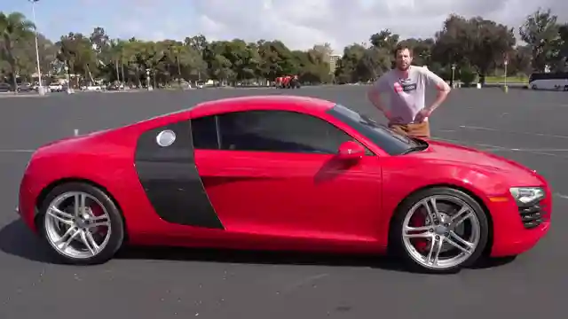 review-2009-audi-r8-design-affordability-and-performance