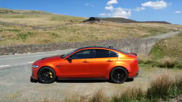 seen-through-glass-sams-journey-to-acquiring-the-jaguar-xe-project-8