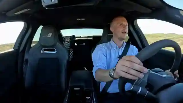 seen-through-glass-sams-journey-to-acquiring-the-jaguar-xe-project-8