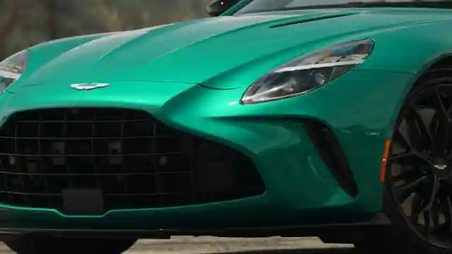 aston-martin-vantage-vs-porsche-911-gts-supercar-showdown