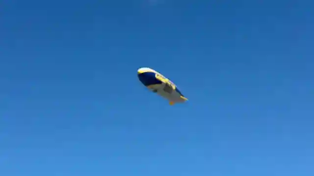 exploring-the-skies-cleetus-mcfarlands-adventure-in-the-goodyear-blimp