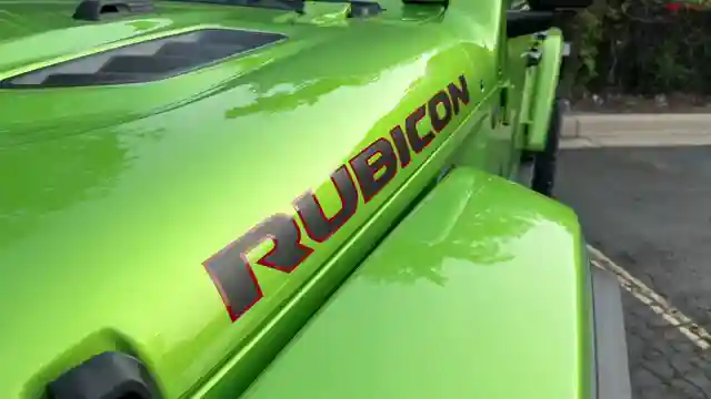 jeep-wrangler-rubicon-x-off-road-adventure-in-mojito-green