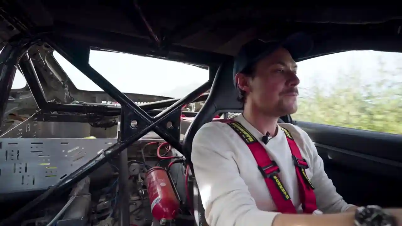 porsche-sets-new-altitude-driving-record-with-modified-992-911s